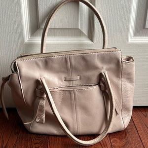 GUC Foley + Corinna satchel